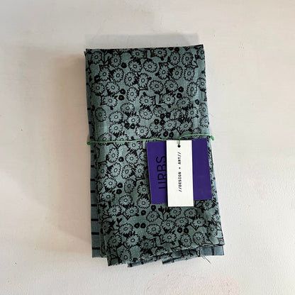 Linen: Tiny Daisy Set